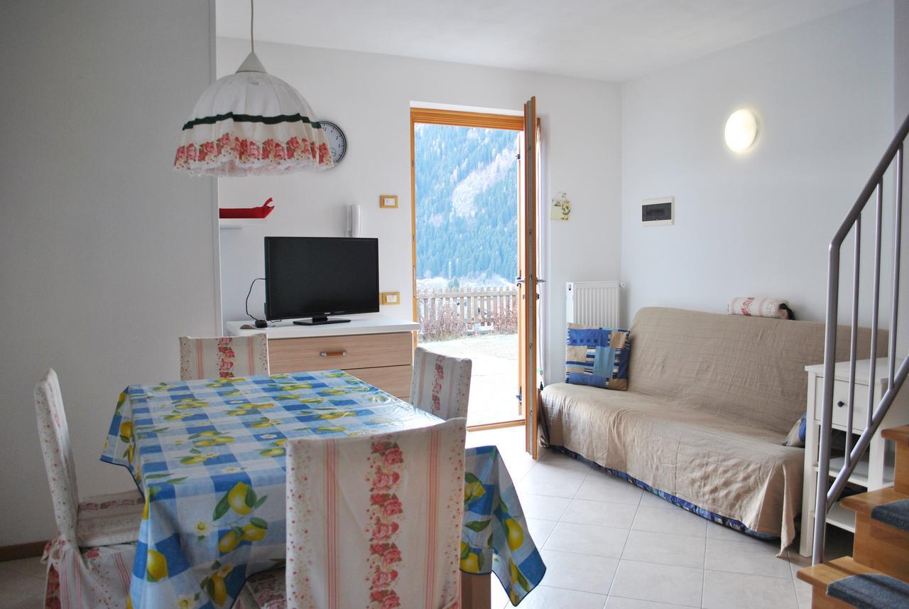 Villetta Con Giardino E Panorama Apartment Carisolo Exterior photo